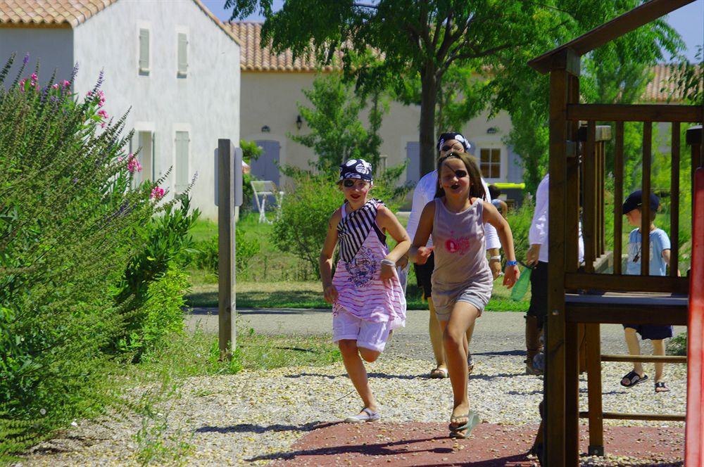 Residence Jasses De Camargue แกลลาเกอ-เลอ-มองต์เทอร์ ภายนอก รูปภาพ