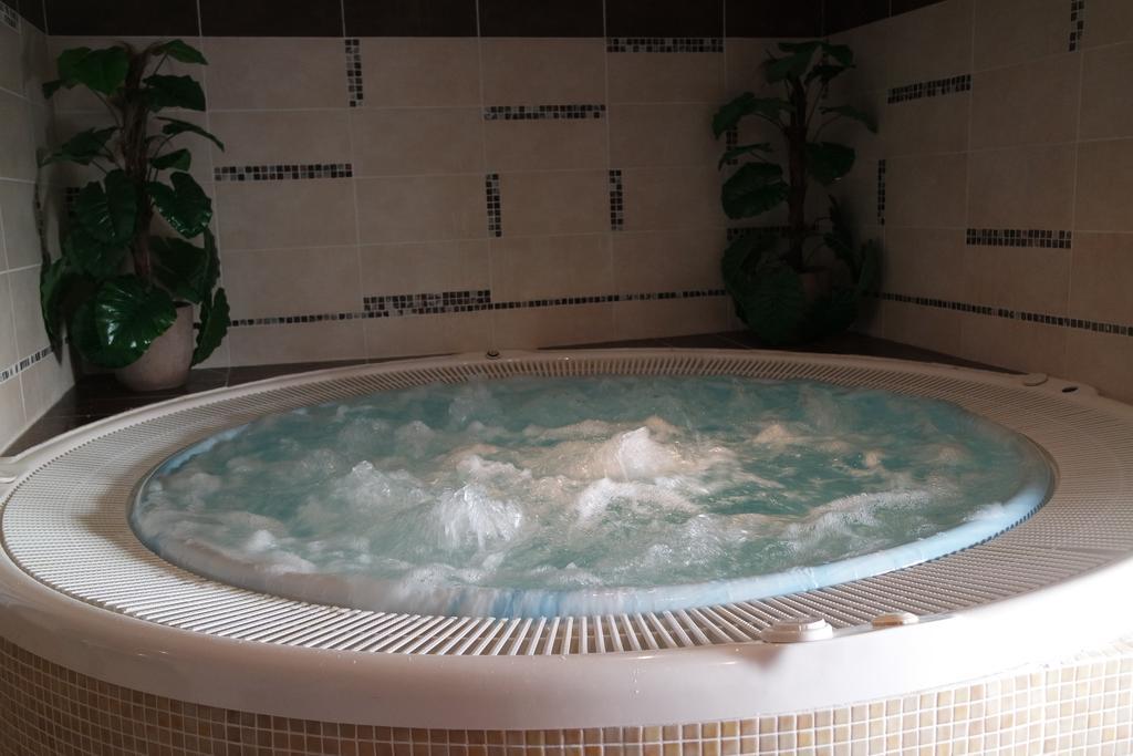 Residence Jasses De Camargue แกลลาเกอ-เลอ-มองต์เทอร์ ภายนอก รูปภาพ