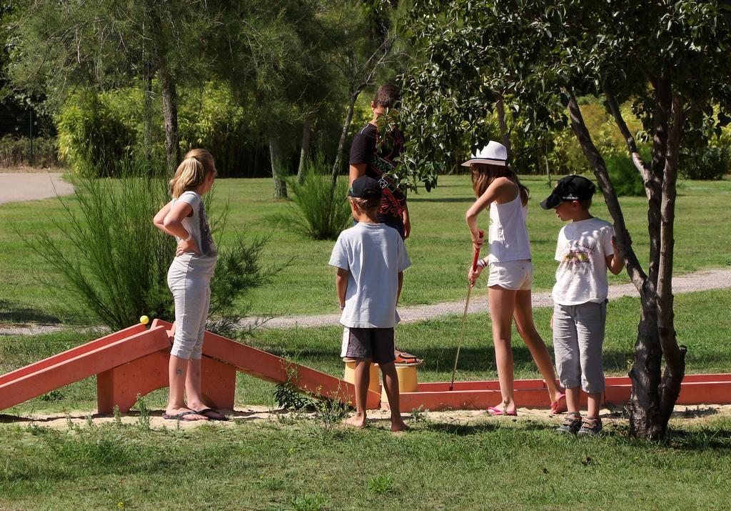 Residence Jasses De Camargue แกลลาเกอ-เลอ-มองต์เทอร์ ภายนอก รูปภาพ